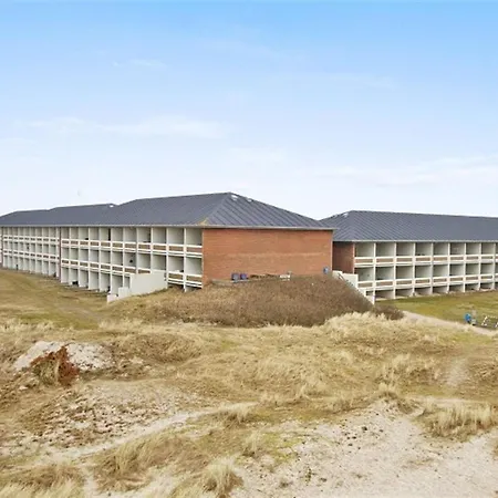 Daire Britt - 100m From The Sea By Interhome *